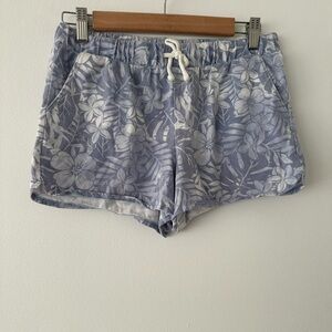 Old Navy, blue and white floral shorts.